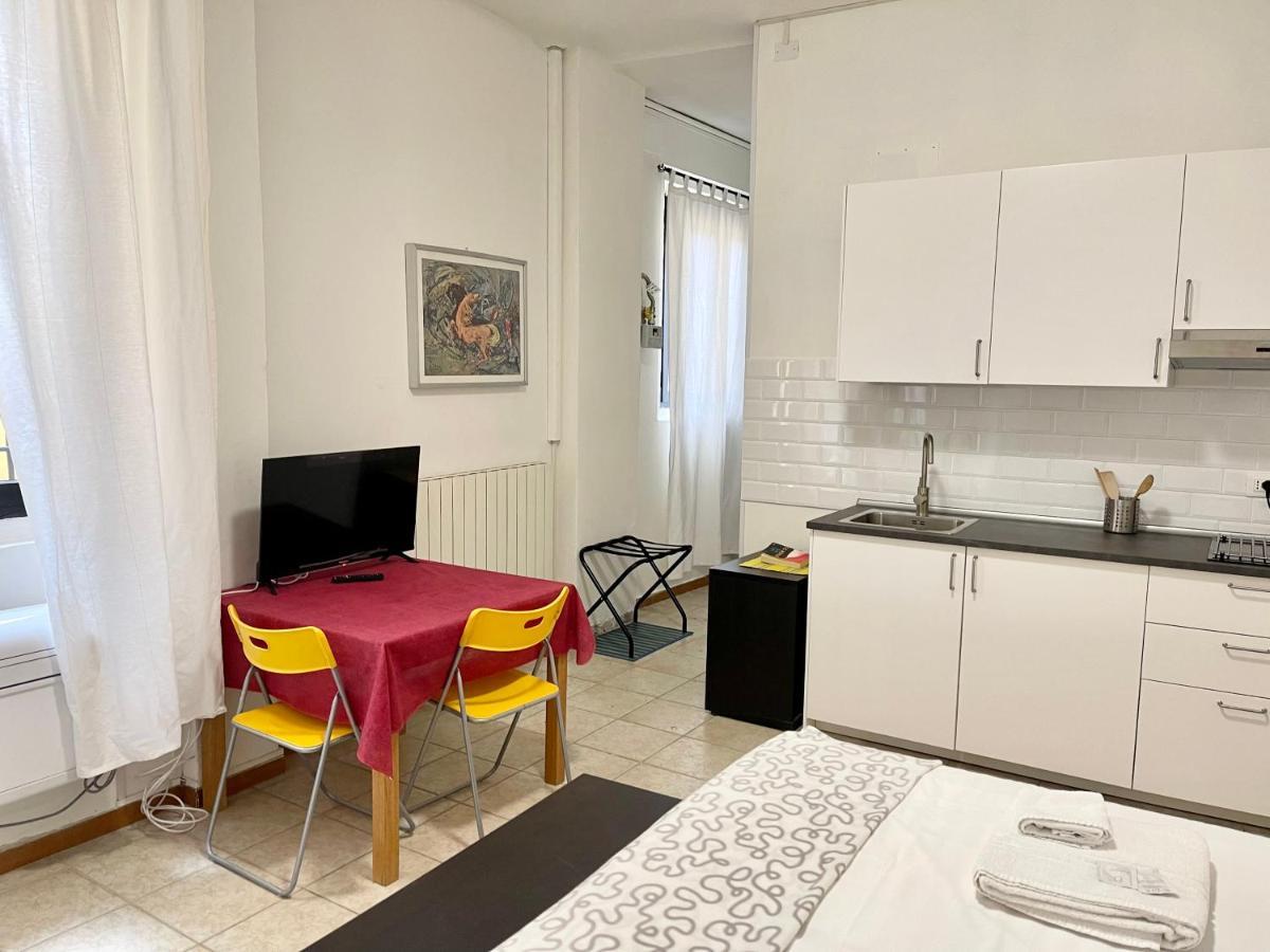 1-Tourist House Bologna-Cefalonia - Self Check-In Экстерьер фото